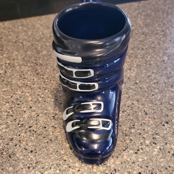 Ski Boot Shaped Blue and White Mug - Picture 4 of 4